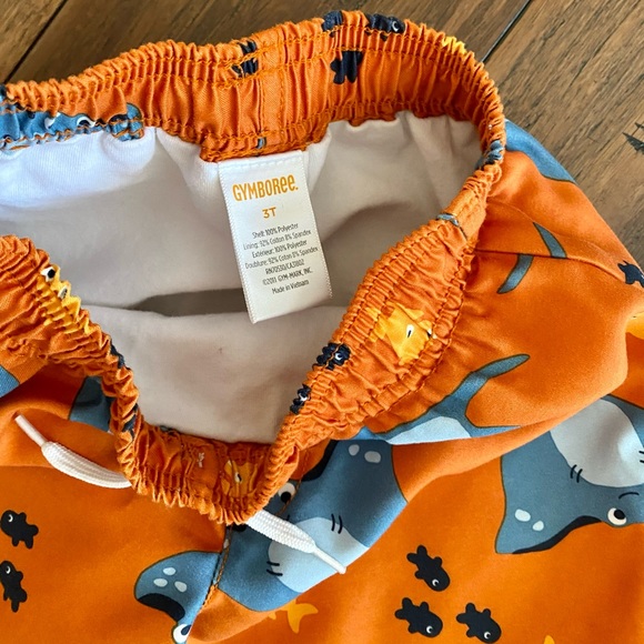 🚨Gymboree Swimming Trunks Stingray & Fish sz 3t - Picture 4 of 10